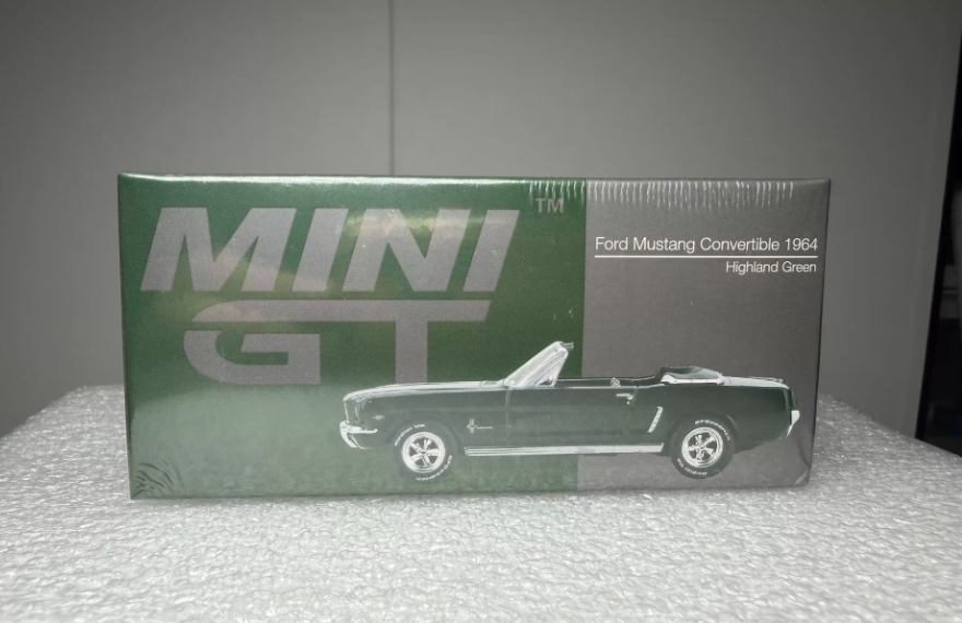 MINI GT 1166 Ford Mustang Convertible 1964 Highland Green
