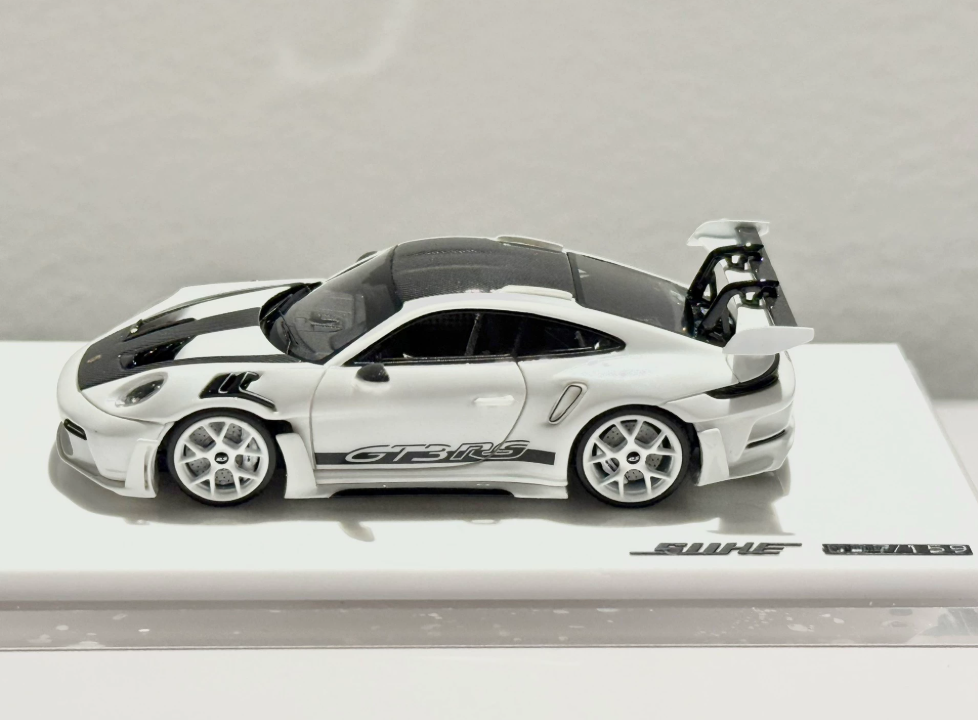 SUHE 1/64 Porsche 911 992 GT3 RS White Panda APAxpo LE 159