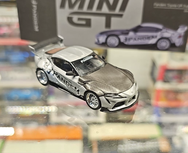MINI GT 185 Pandem Toyota GR Supra Toys R Us Exclusive