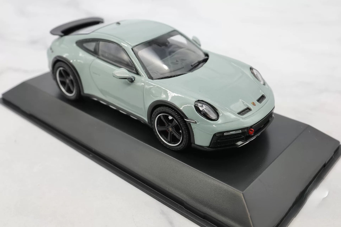 Porsche 911 Dakar 1/43 Diecast Model Green Edition Limited Collectible