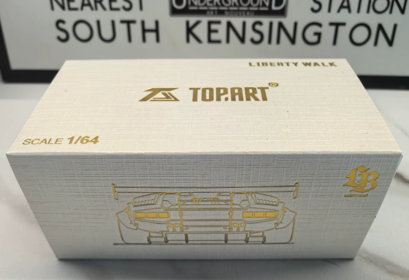 TOPART 1/64 LBWK Liberty Walk Lamborghini Countach Chameleon