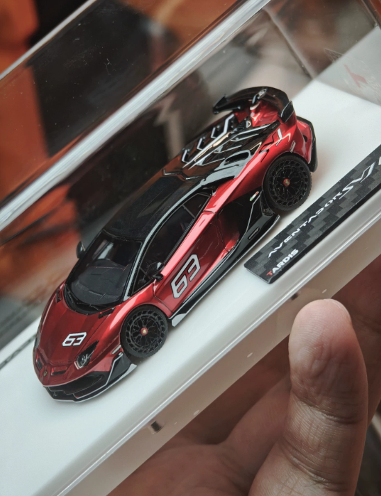 TARDIS 1/64 Lamborghini Aventador SVJ 63 Metallic Red