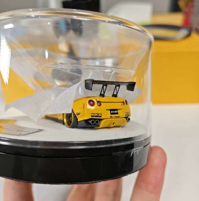 PGM 1:64 Nissan GT-R R35 Pandem Rocket Bunny Deluxe Yellow