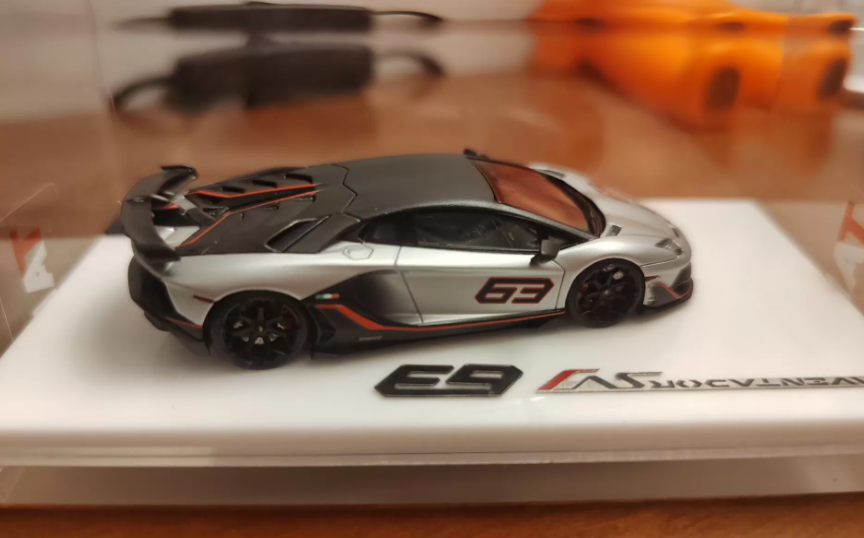 Tardis 1/64 Lamborghini Aventador SVJ63 Matte Silver Resin
