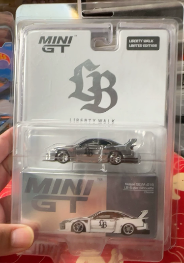 MINI GT 1014 Nissan SILVIA S15 LB Super Silhouette Chrome LB Store Ltd