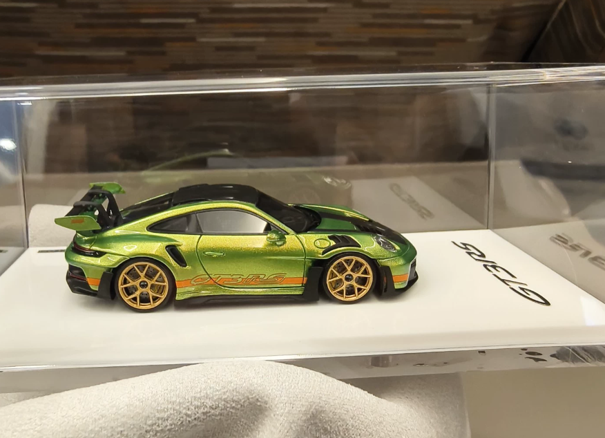 SUHE 1:64 Porsche 992 GT3 RS HEC Beijing Exclusive