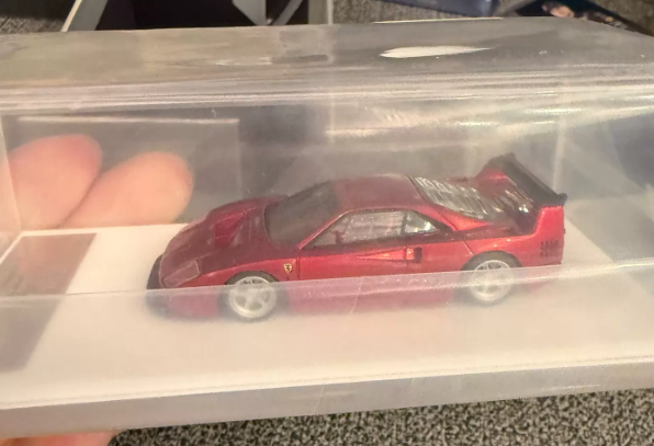 M64X 1/64 Ferrari F40 LM Metal Red Resin Model