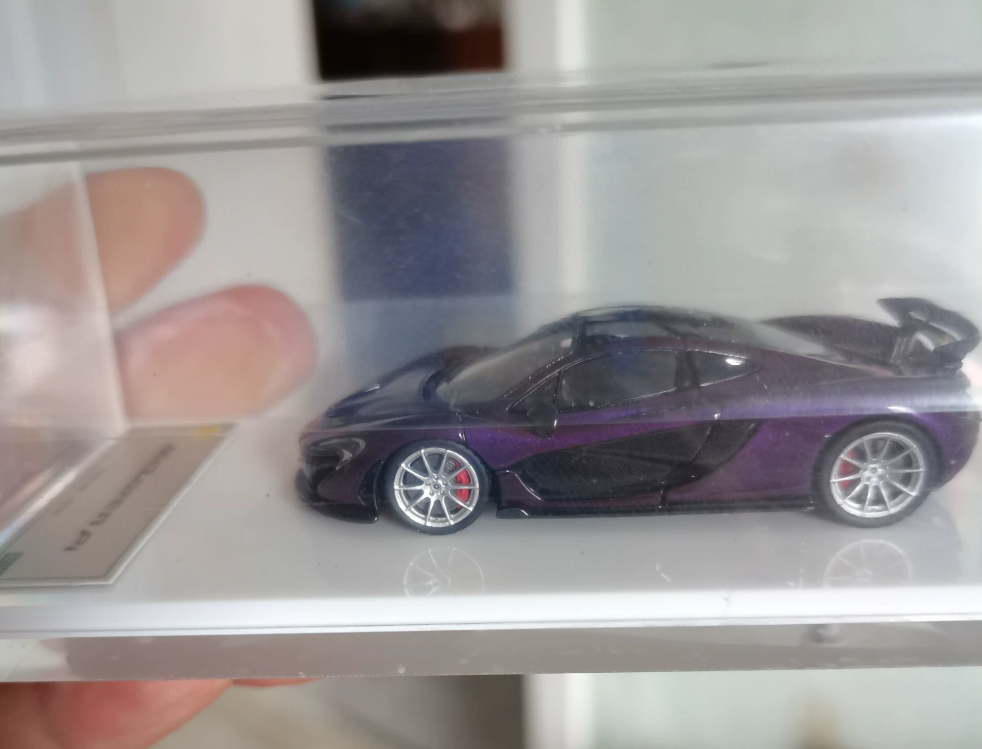 DMH 1/64 McLaren P1 Lantana Purple Metallic Limited Edition