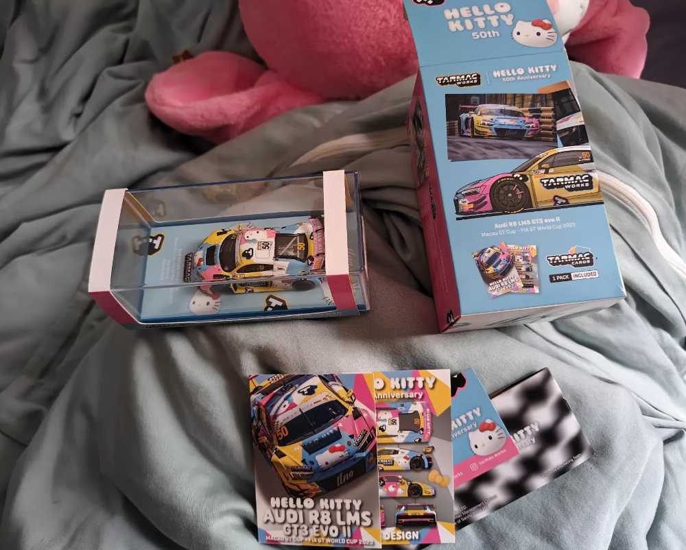 Tarmac Works 1/64 Audi R8 LMS GT3 Hello Kitty 50th Macau 2023