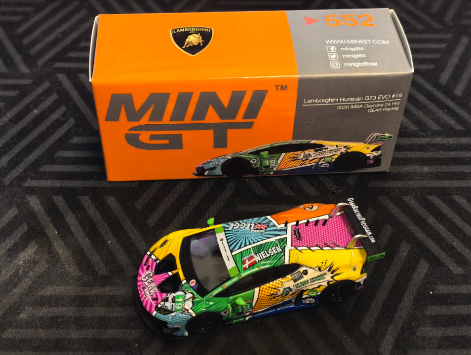 MINIGT 1/64 Lamborghini Huracán GT3 EVO #19 GEAR Racing Comic Livery