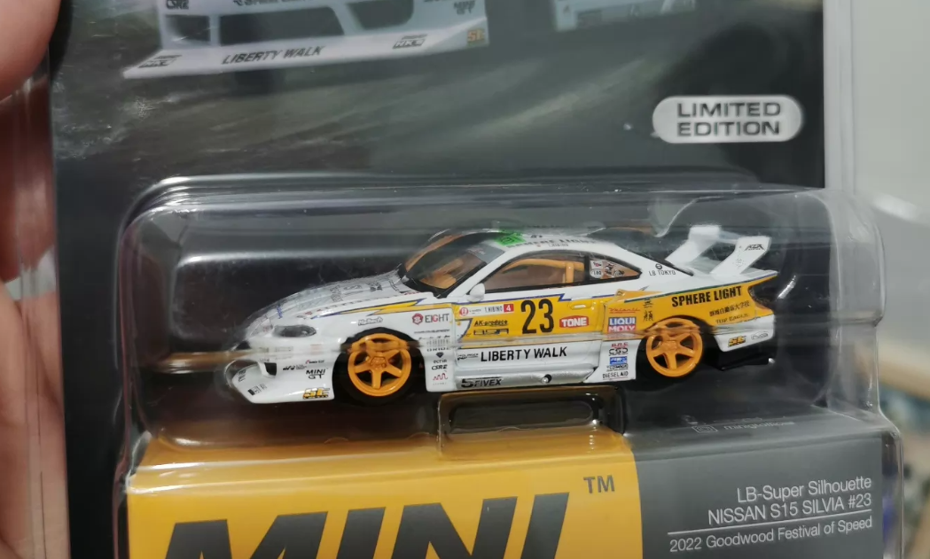 MINI GT 618 LB-Super Silhouette Nissan S15 Silvia Chase 1/64