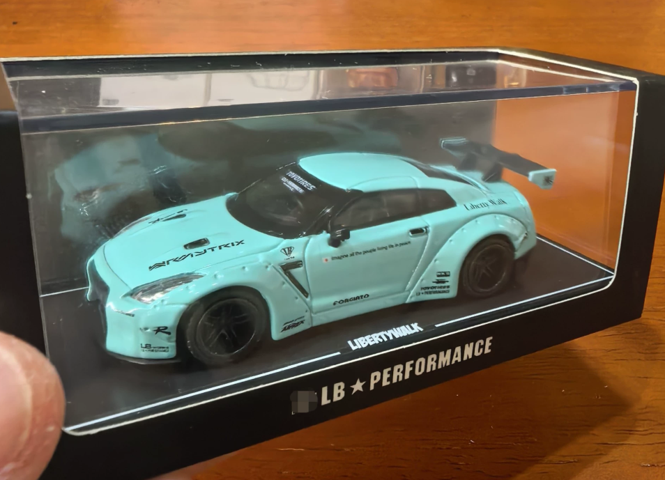 TSM MINI GT 1/64 LB Performance Nissan GT-R R35 Tiffany Blue