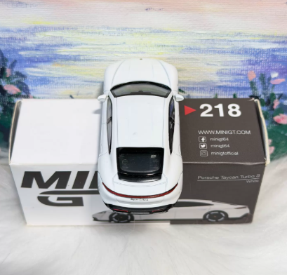 MINI GT 1/64 No.218 Porsche Taycan Turbo S White Diecast Model