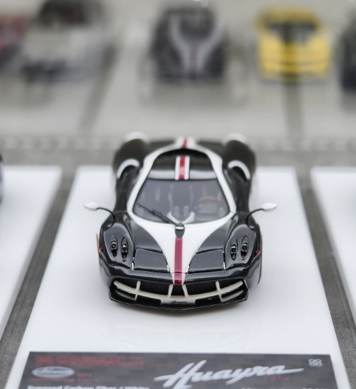 WAM 1/64 Pagani Huayra Black Carbon White Stripes