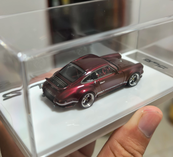 DeepMaker 1:64 Porsche 911 DLS Cherry Red Resin Model
