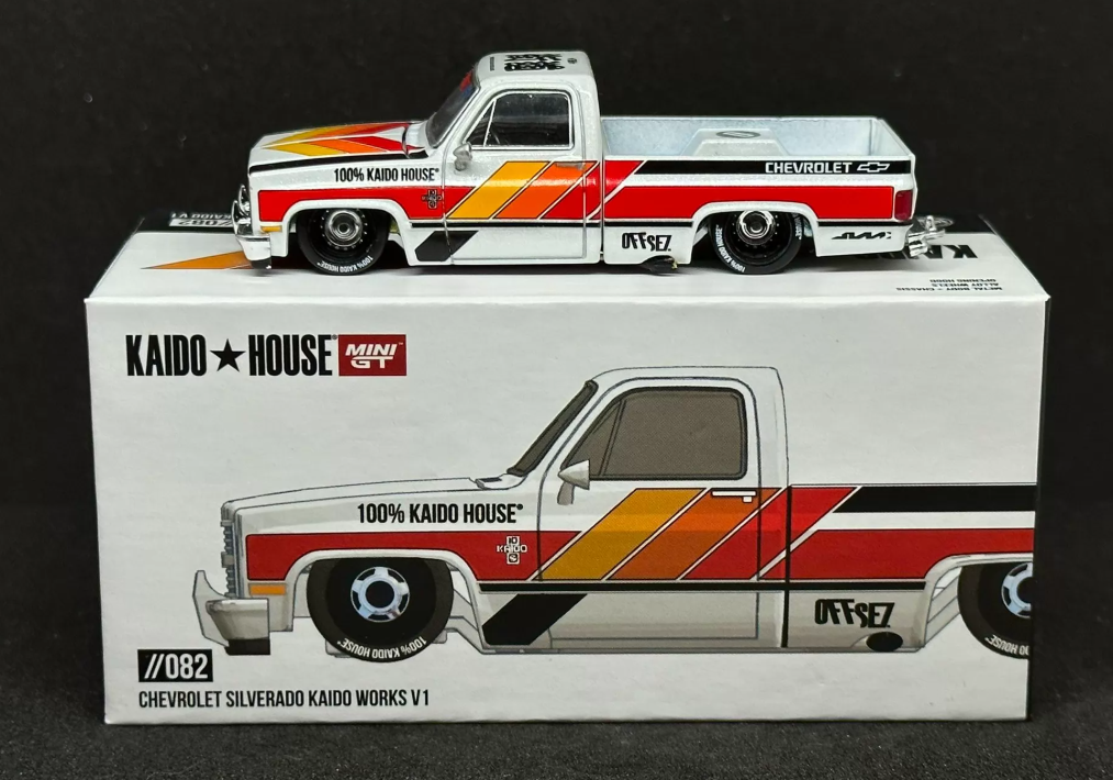 MINIGT 1/64 Chevrolet Silverado Kaido Works V1 KHMG082 Diecast