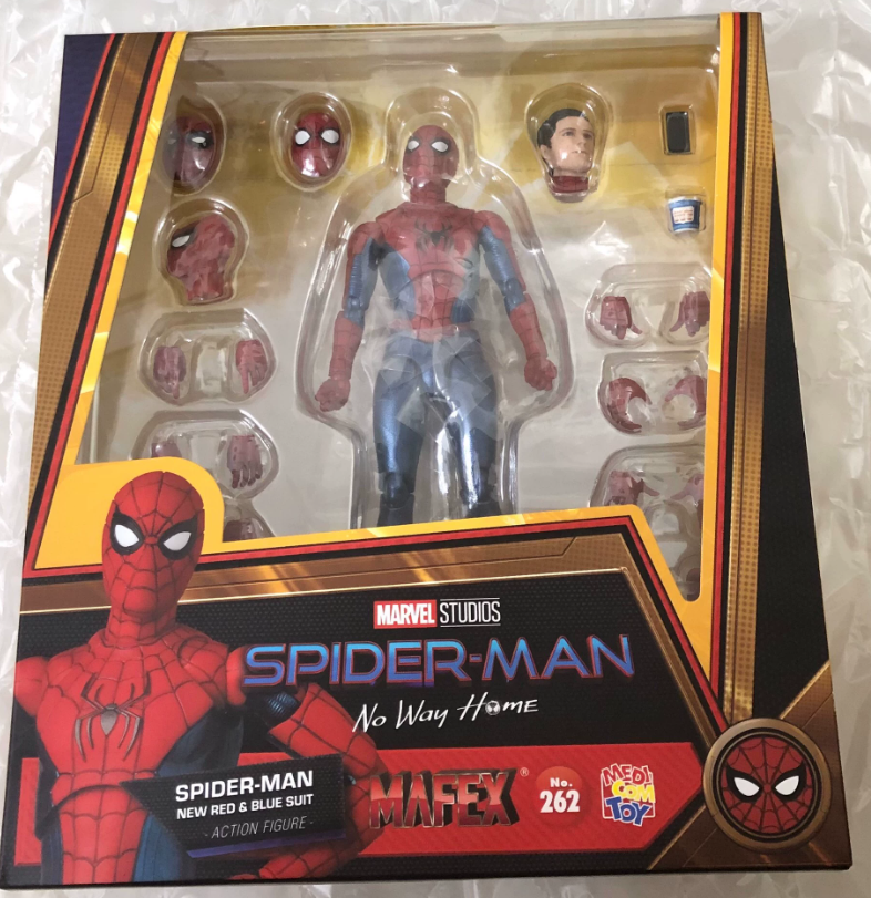 MAFEX No.262 Spider-Man No Way Home New Red Blue Suit