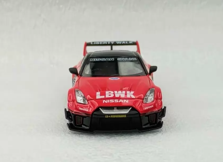 MINI GT 324 LB-Silhouette Nissan 35GT-RR Red / Black