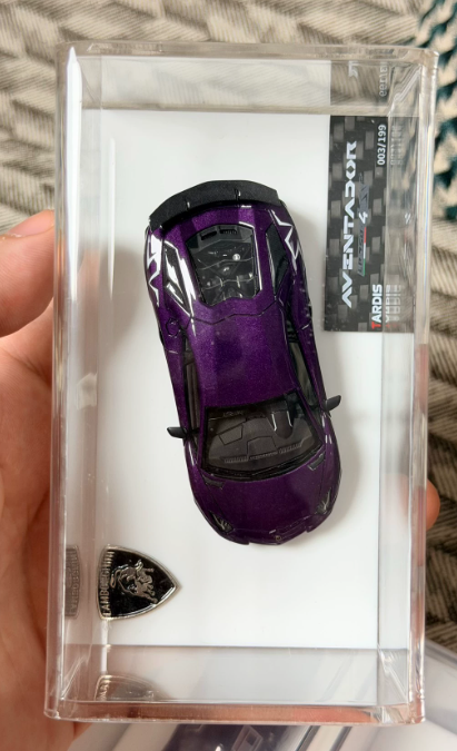 Tardis 1/64 Lamborghini Aventador LP750 SV Dawn Sky Purple