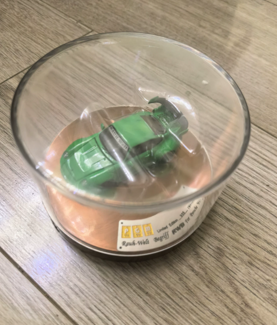 PGM 1/64 RWB Porsche 993 Rough Rhythm Green Limited 999