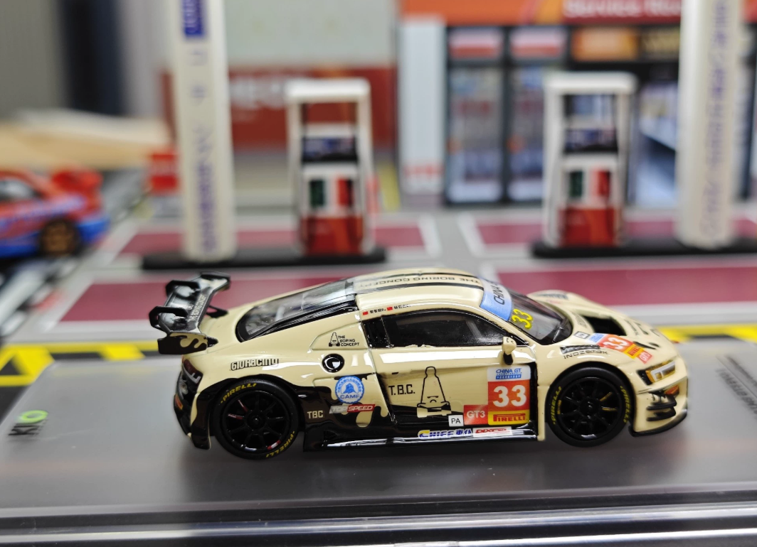 KILOworks xTBC 1:64 Audi R8 LMS GT3 EVO II #33 Diecast Model