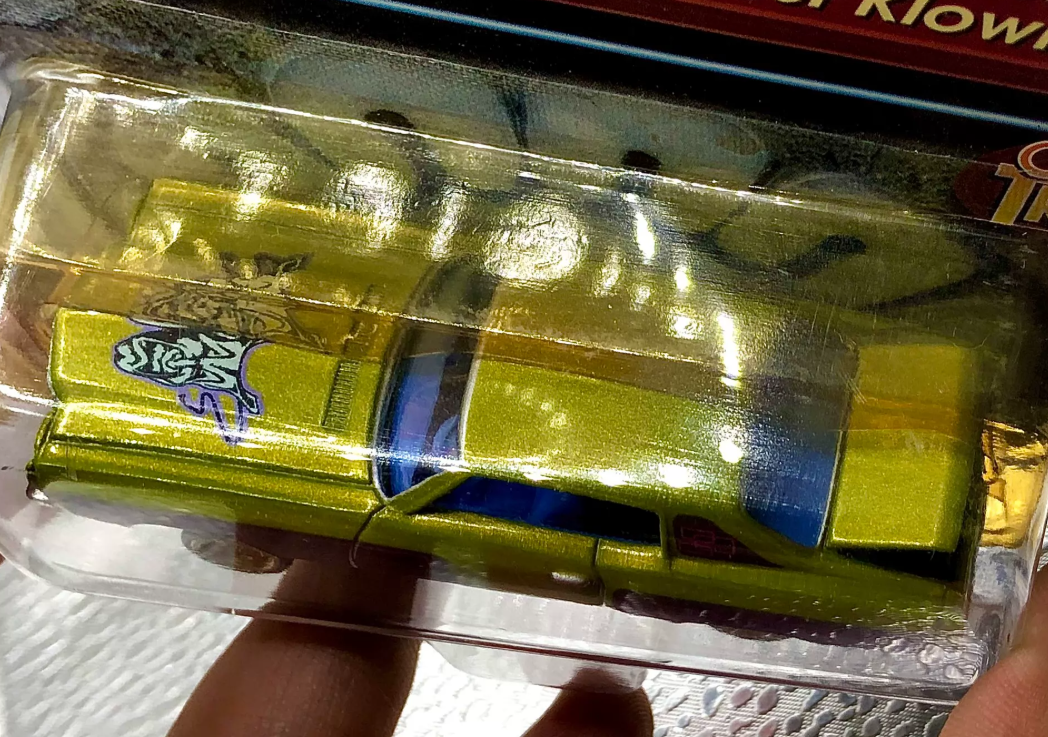 Revell 1/64 '70 Chevy Monte Carlo Lowrider Jest Klownin Lime Green