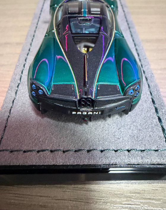 Sakura Model 1/64 Pagani Huayra Dinastia Metallic Green Limited 50