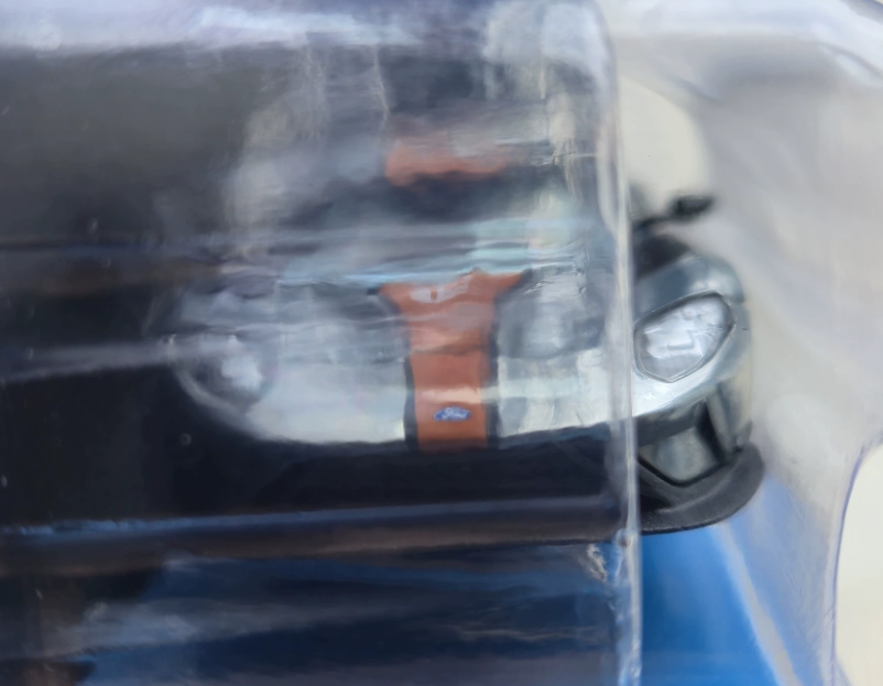 MINI GT 359 Ford GT Mk II Blue Orange Chase 1/64
