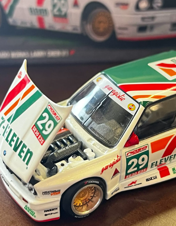 MINIGT 1:64 Kaido House BMW M3 E30 7-Eleven USA Exclusive Diecast Model Car