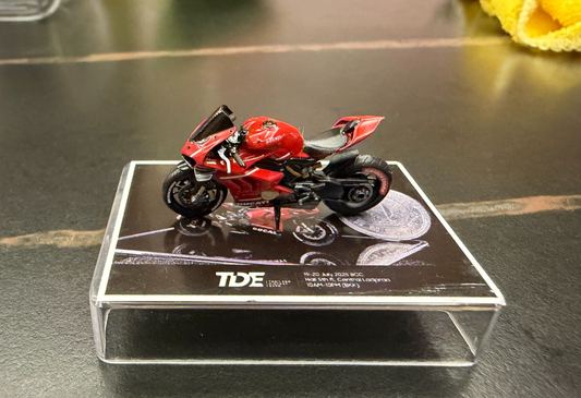 Akara 1/64 Ducati Panigale V4 TDE Red